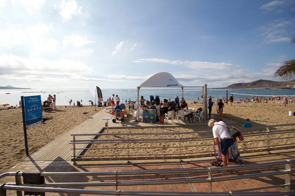 En Primera Linea De La Playa De Las Canteras Vista Al Mar Лас Палмас де Гран Канария Екстериор снимка